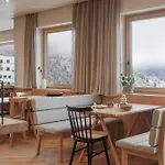 Hotel Biyou Ecoquartier In Den Bergen