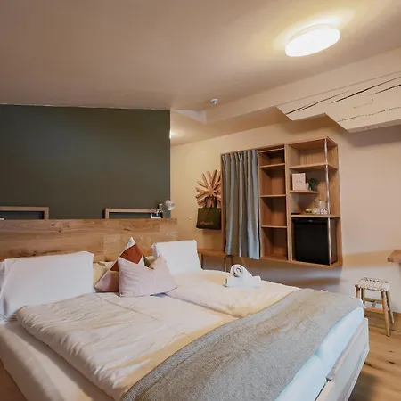 Biyou Ecoquartier In Den Bergen 3* シュラートミンク