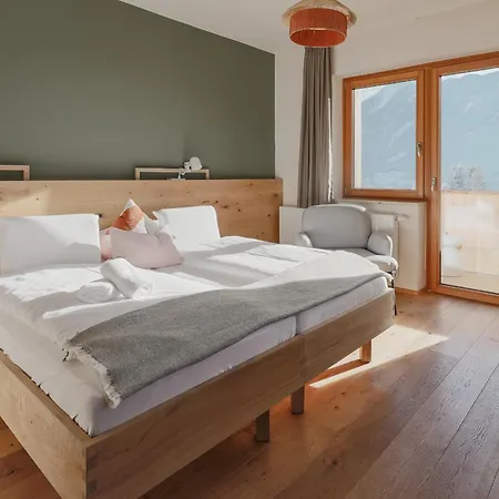 Hotel Biyou Ecoquartier In Den Bergen 3*