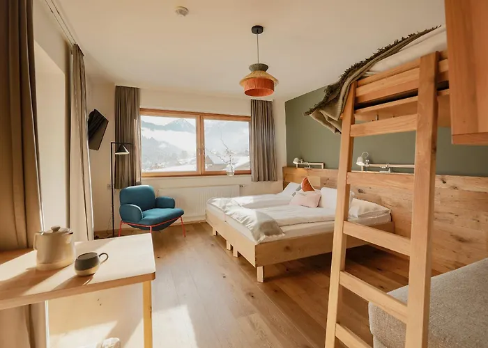 מלון Biyou Ecoquartier In Den Bergen 3*