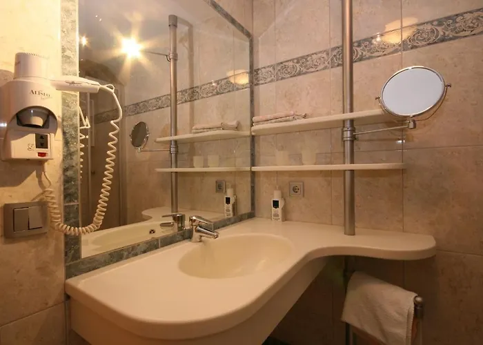 Biyou Ecoquartier In Den Bergen Otel 3*